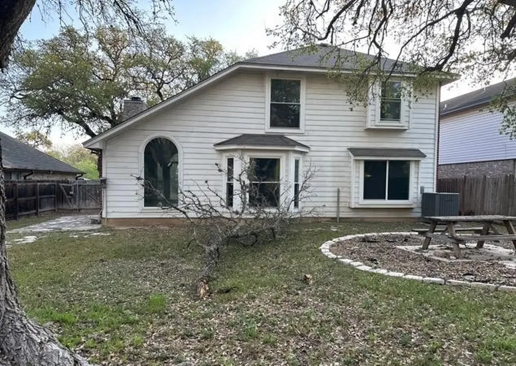 3917 Ogelthorpe Schertz TX 78154