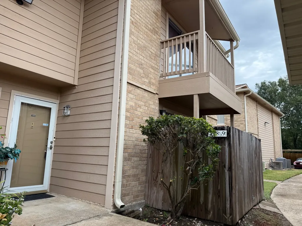 1505 Ward Road 189 Baytown TX 77520