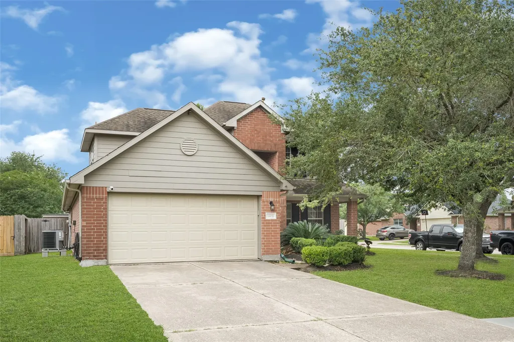 4102 Caneshaw Drive Pearland TX 77584