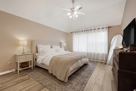 4102 Caneshaw Drive Pearland TX 77584
