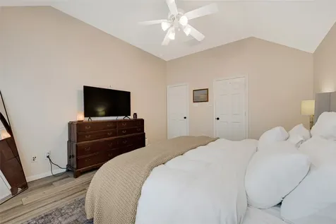4102 Caneshaw Drive Pearland TX 77584