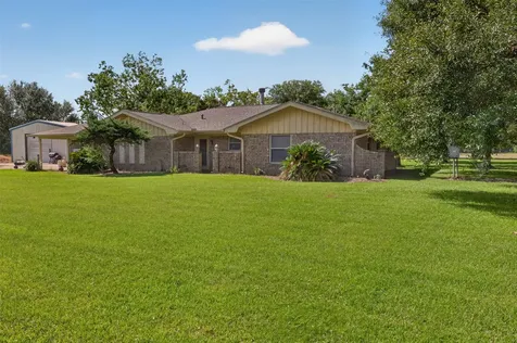 1228 Cook Road Winnie TX 77665