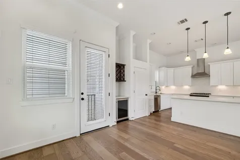 2714 Nagle Street Houston TX 77004