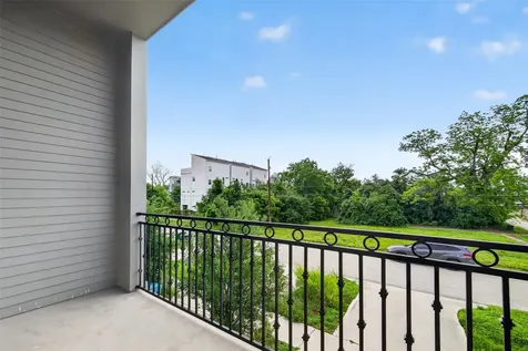 2714 Nagle Street Houston TX 77004