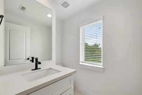 2714 Nagle Street Houston TX 77004