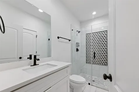 2714 Nagle Street Houston TX 77004