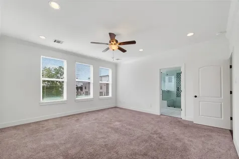 2714 Nagle Street Houston TX 77004