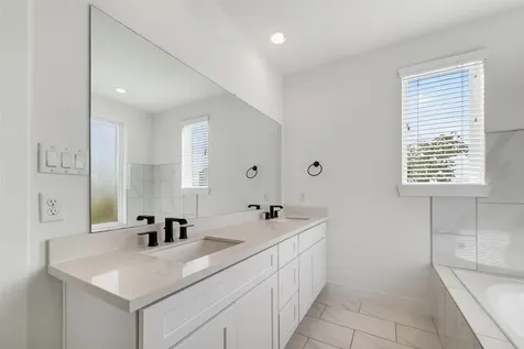 2714 Nagle Street Houston TX 77004