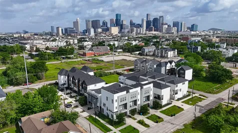 2714 Nagle Street Houston TX 77004