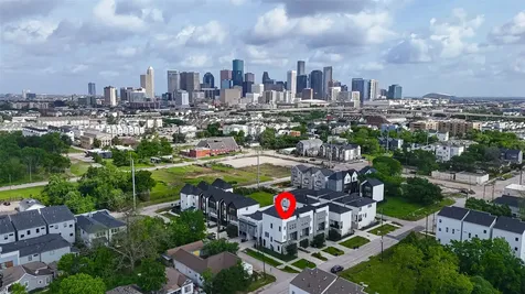 2714 Nagle Street Houston TX 77004