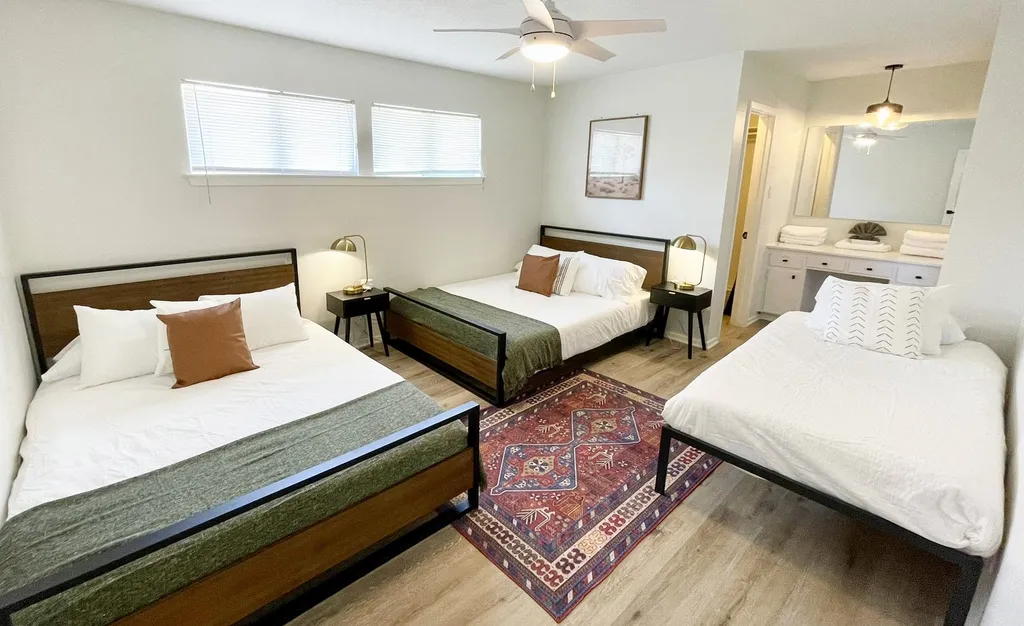 12001 Trianon Lane Austin TX 78727