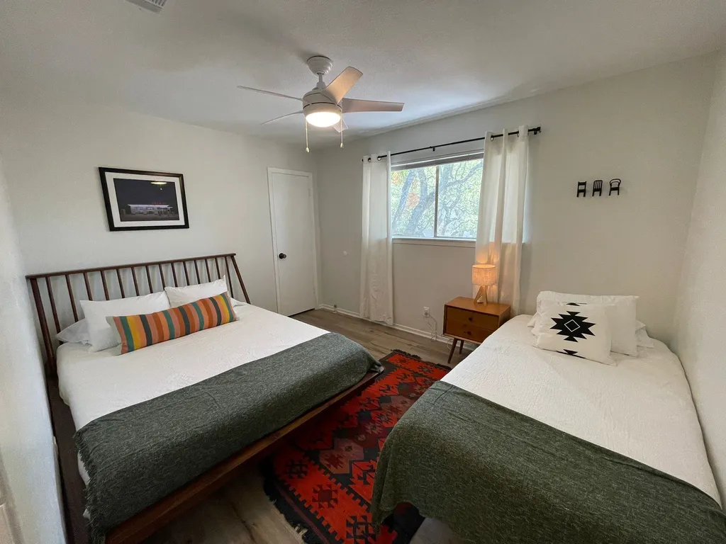 12001 Trianon Lane Austin TX 78727