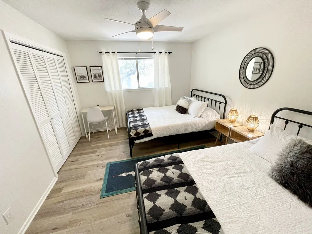 12001 Trianon Lane Austin TX 78727