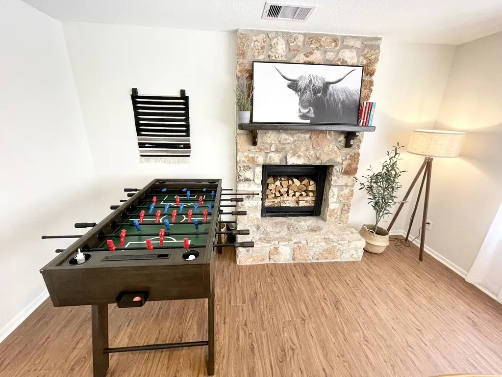 12001 Trianon Lane Austin TX 78727