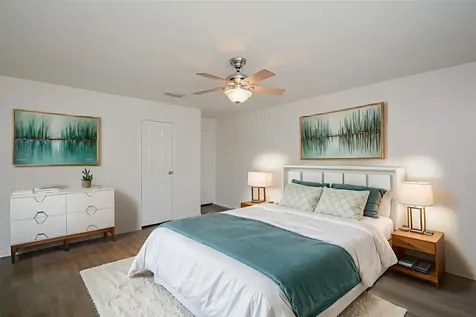 9850 Pagewood Lane 1806 Houston TX 77042