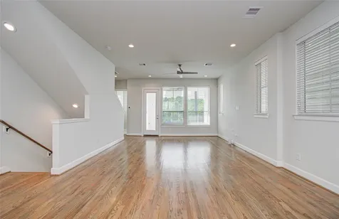 2818 Grand Fountains Drive B Houston TX 77054