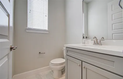 2818 Grand Fountains Drive B Houston TX 77054
