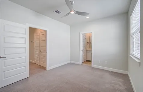 2818 Grand Fountains Drive B Houston TX 77054