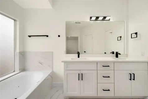 1730 Carriage Run Court Fresno TX 77545
