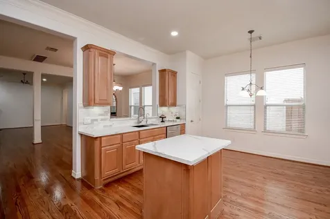 155 White Drive Bellaire TX 77401