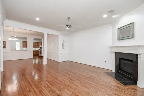 155 White Drive Bellaire TX 77401