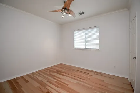 155 White Drive Bellaire TX 77401