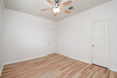 155 White Drive Bellaire TX 77401