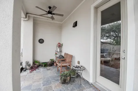 155 White Drive Bellaire TX 77401