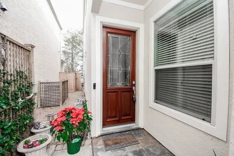 155 White Drive Bellaire TX 77401