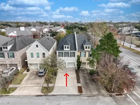 155 White Drive Bellaire TX 77401