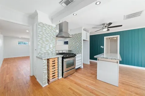 4415 Merwin Street Houston TX 77027