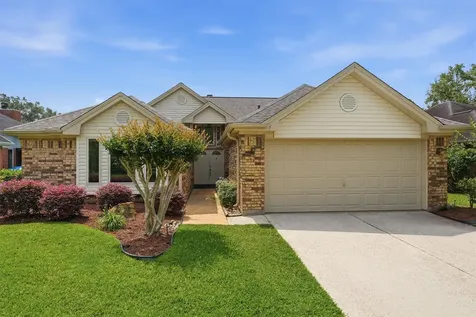3206 N Peach Hollow Circle Pearland TX 77584