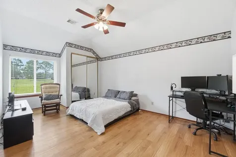3206 N Peach Hollow Circle Pearland TX 77584
