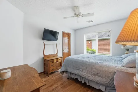 3206 N Peach Hollow Circle Pearland TX 77584