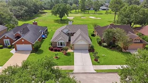 3206 N Peach Hollow Circle Pearland TX 77584