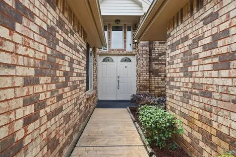 3206 N Peach Hollow Circle Pearland TX 77584