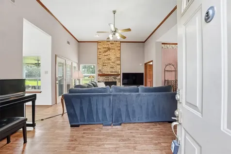 3206 N Peach Hollow Circle Pearland TX 77584