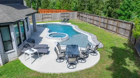 527 Chestnut Reef Court Conroe TX 77304
