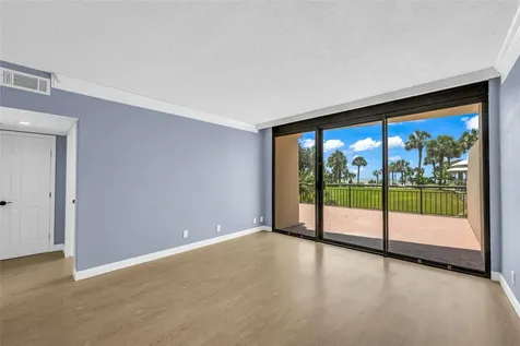5220 Seawall Boulevard 331 Galveston TX 77551