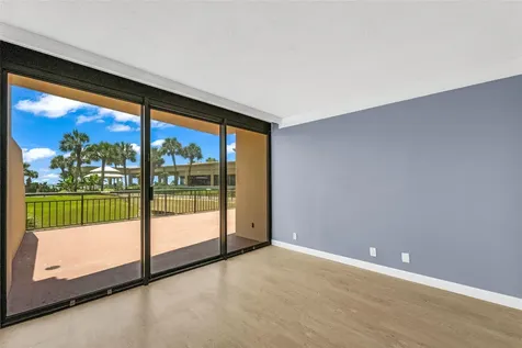 5220 Seawall Boulevard 331 Galveston TX 77551