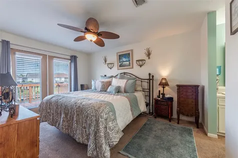 3 N Pelican Street La Marque TX 77568