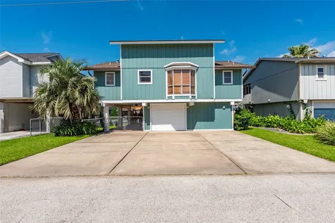 3 N Pelican Street La Marque TX 77568
