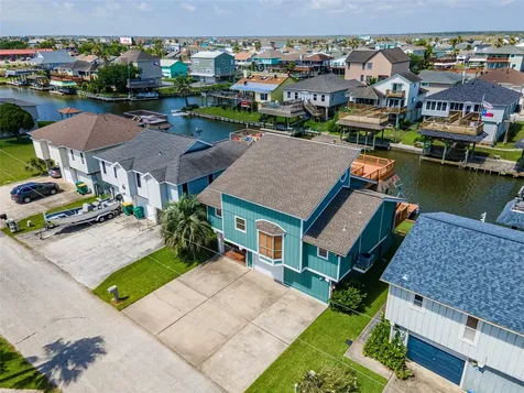 3 N Pelican Street La Marque TX 77568
