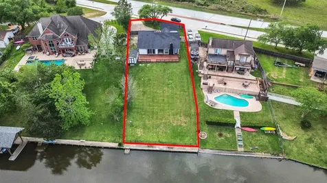 2703 Shady Lane Webster TX 77598