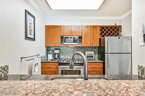 7060 N Holiday Drive Galveston TX 77550
