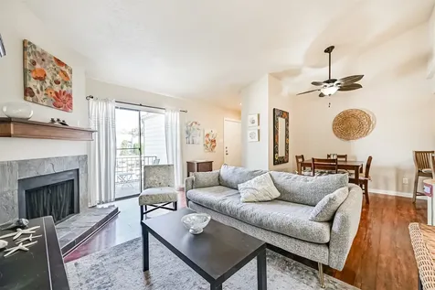 7060 N Holiday Drive Galveston TX 77550