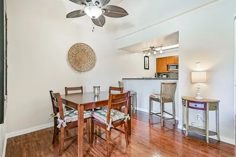 7060 N Holiday Drive Galveston TX 77550