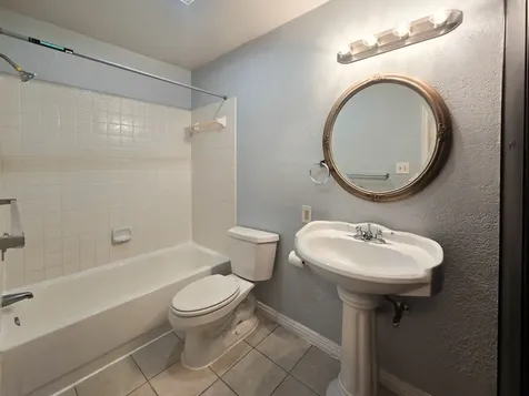500 Ferry Road 323c Galveston TX 77550