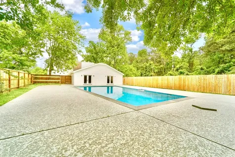 32606 Glenda Drive Magnolia TX 77354