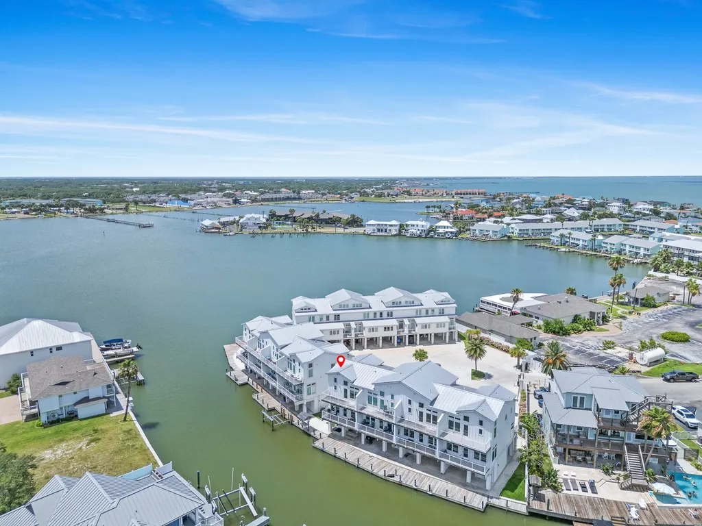 38 Mazatlan Drive 11 Rockport TX 78382